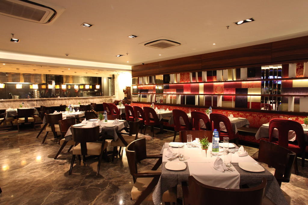 Maya Hotel Chandīgarh Εξωτερικό φωτογραφία