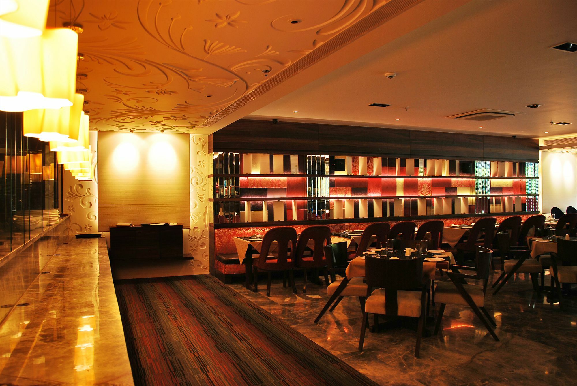 Maya Hotel Chandīgarh Εξωτερικό φωτογραφία
