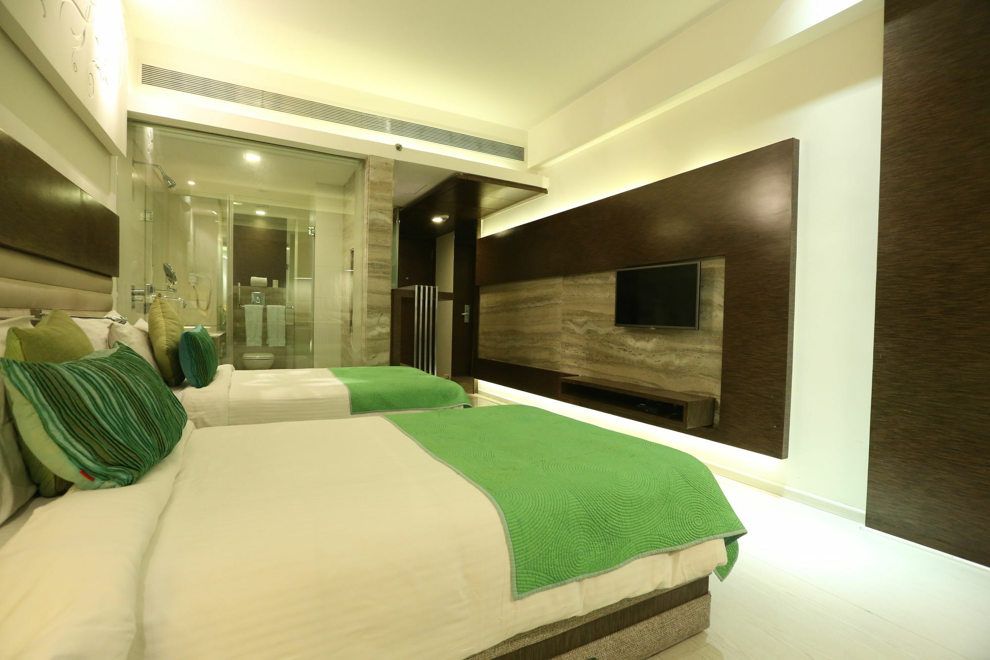 Maya Hotel Chandīgarh Εξωτερικό φωτογραφία
