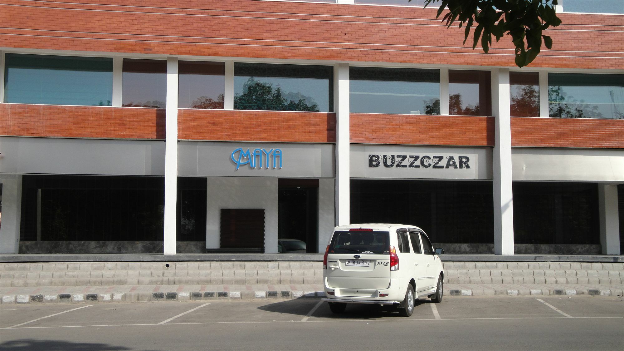 Maya Hotel Chandīgarh Εξωτερικό φωτογραφία